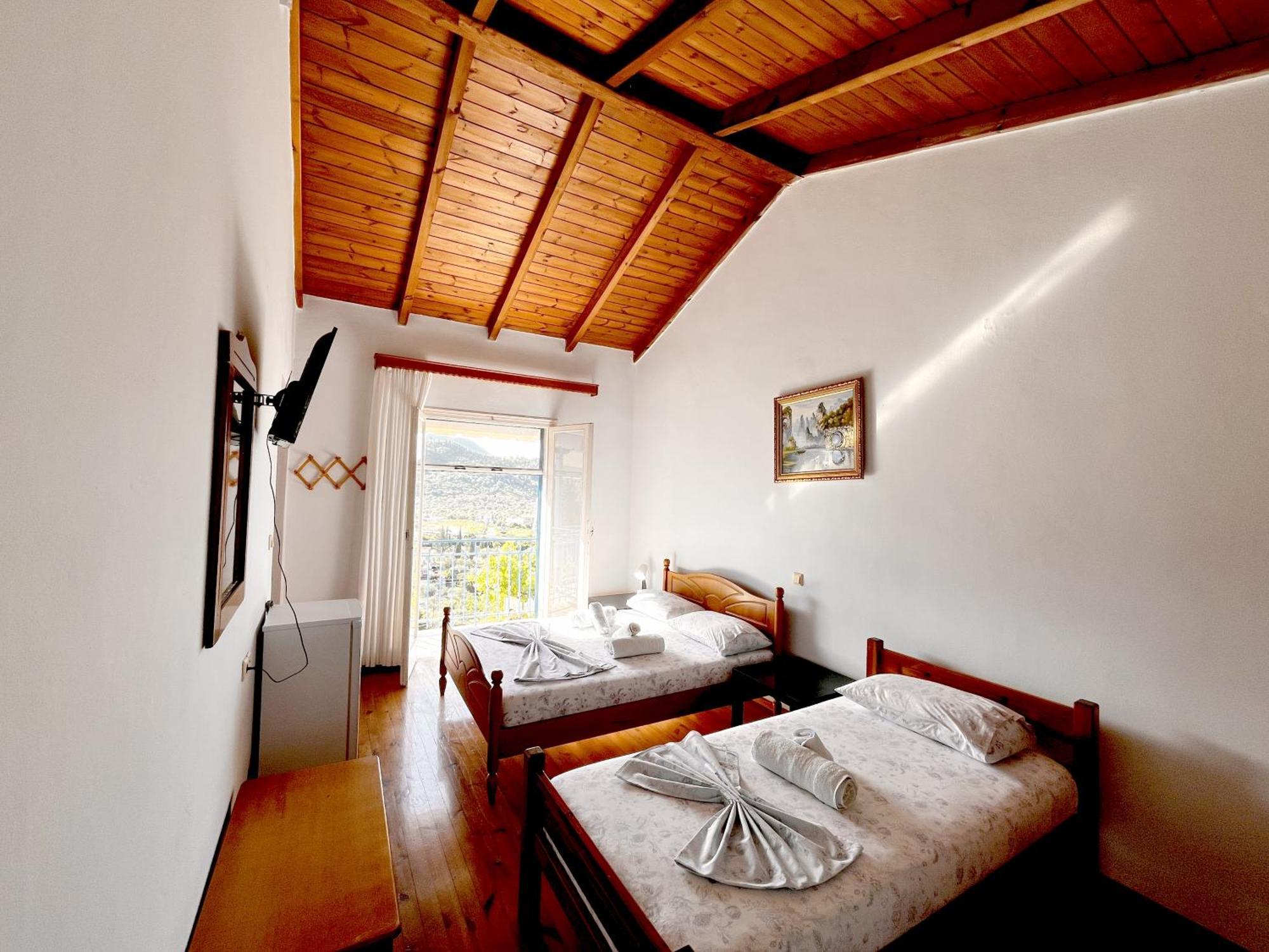מלון הימארה Sea Horizon House Alexis מראה חיצוני תמונה