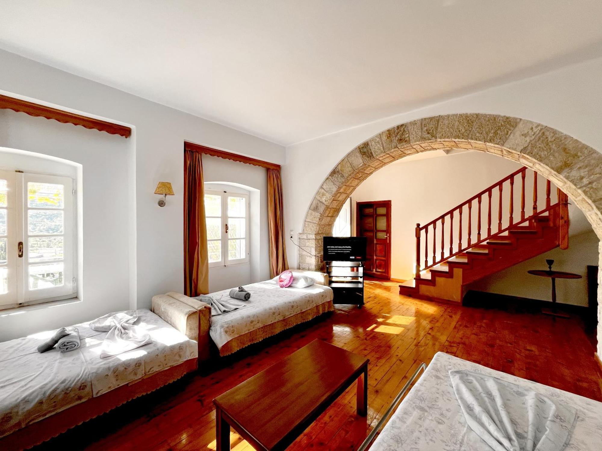 מלון הימארה Sea Horizon House Alexis מראה חיצוני תמונה
