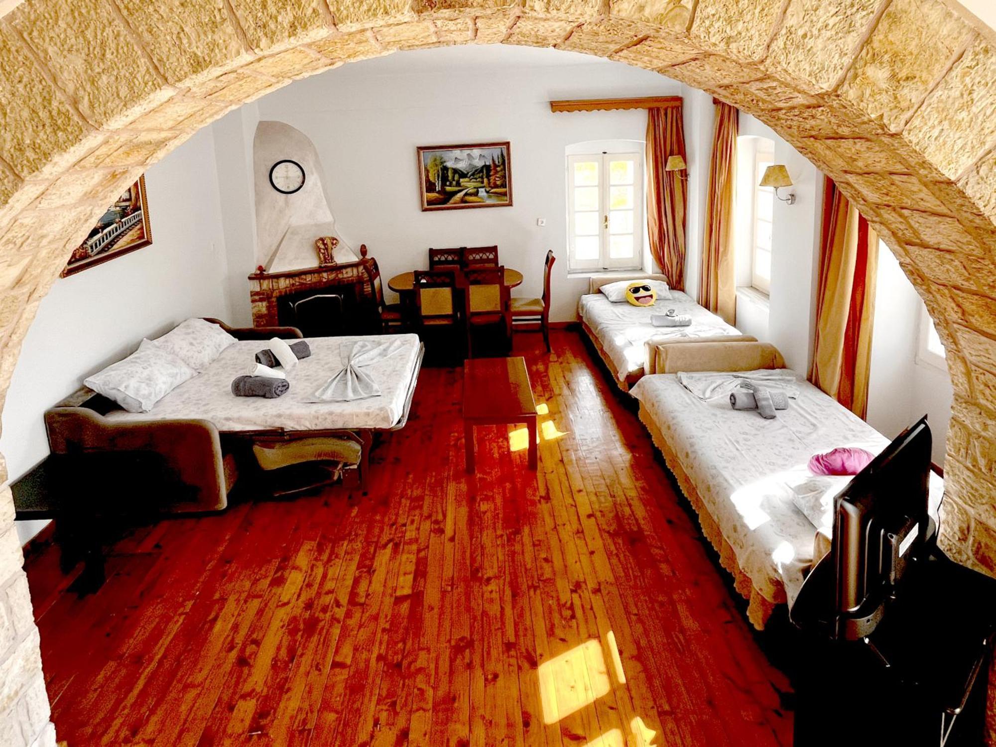 מלון הימארה Sea Horizon House Alexis מראה חיצוני תמונה