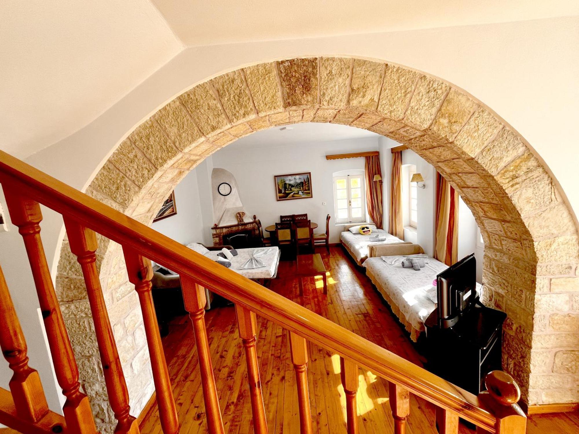מלון הימארה Sea Horizon House Alexis מראה חיצוני תמונה